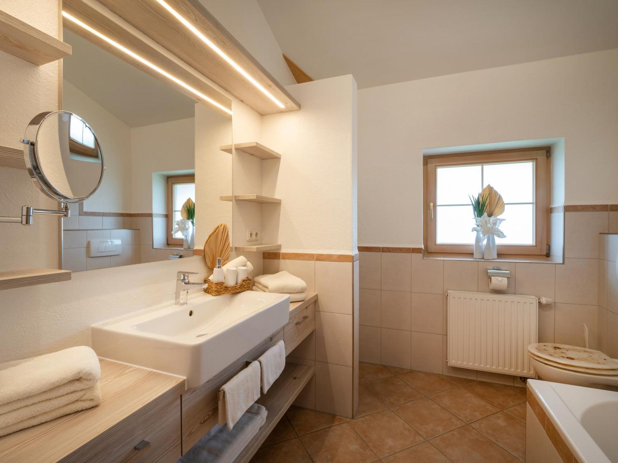 Landhaus Manzl Hopfgarten im Brixental Luaran gambar